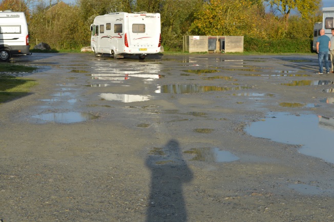 The entrance to the motorhome aire: simply not good enough